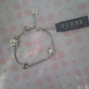 Women's bracelet
